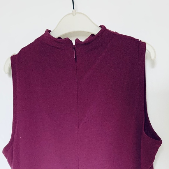 Jones New York Sleeveless Mock Turtleneck Blouse - Picture 2 of 7